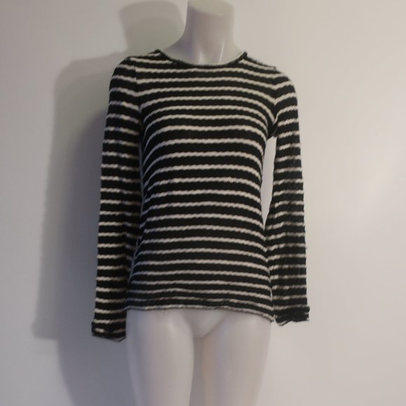 Womens Whetherly Black White Striped Knit Sweater XS * - Picture 1 of 12